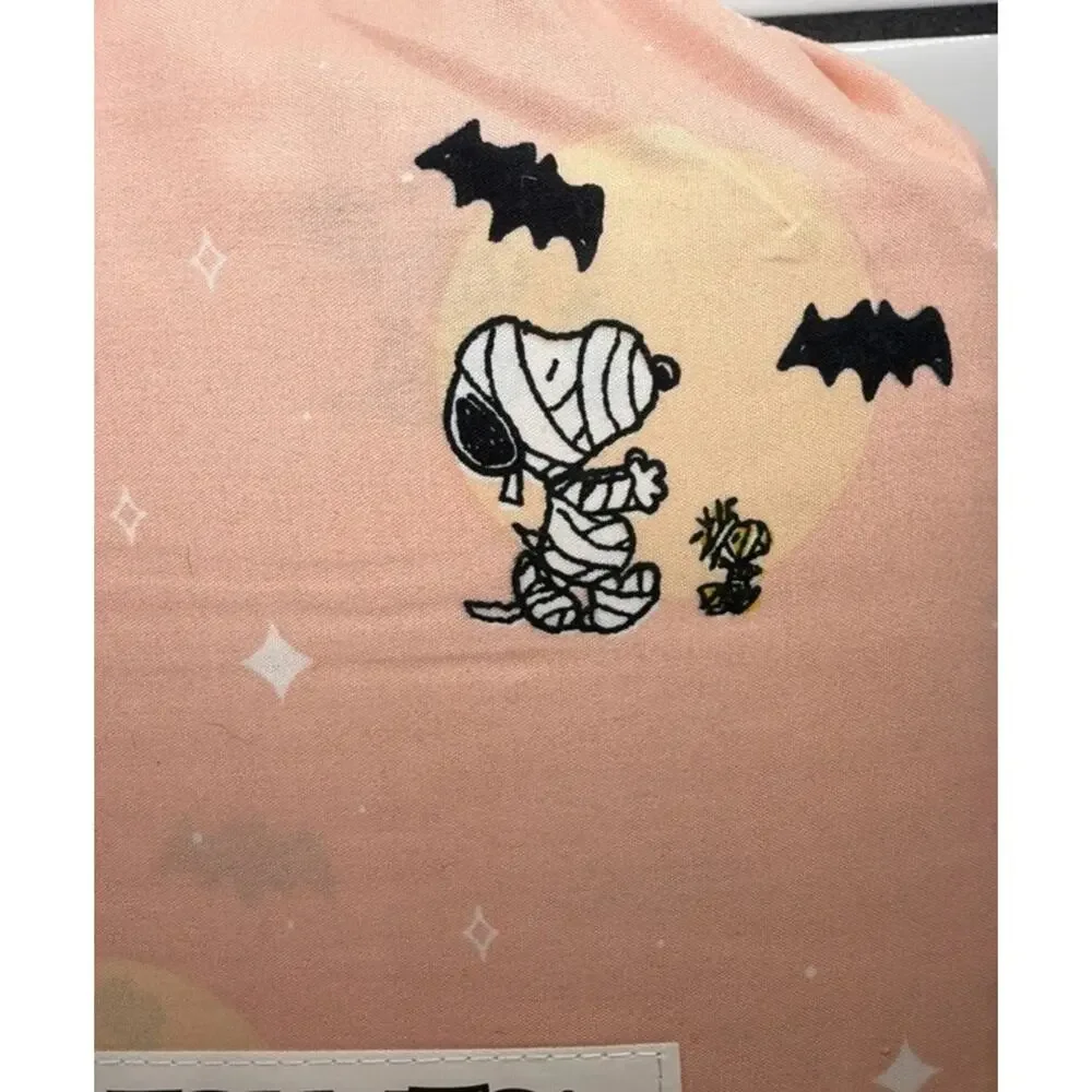 Peanuts Halloween‎ Snoopy Woodstock Mummy Bats Moon Stars PINK Queen Sheet Set